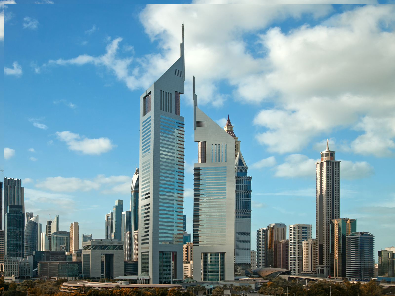 Dubai Office Rents Rise by 19% in Q2 2024 Top Areas Revealed