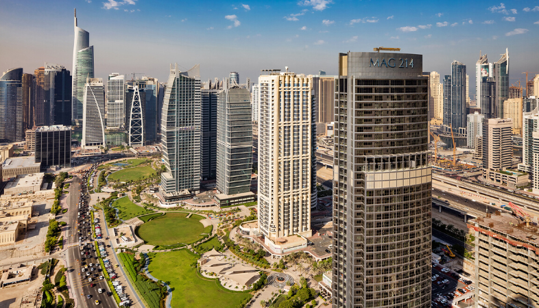 why choose jlt as the headquarters for your business